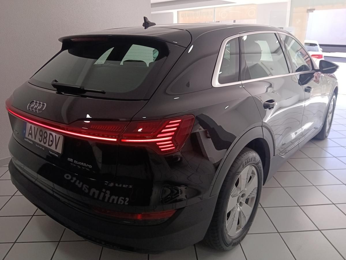 audi-e-tron-2022-eletrico-0cc