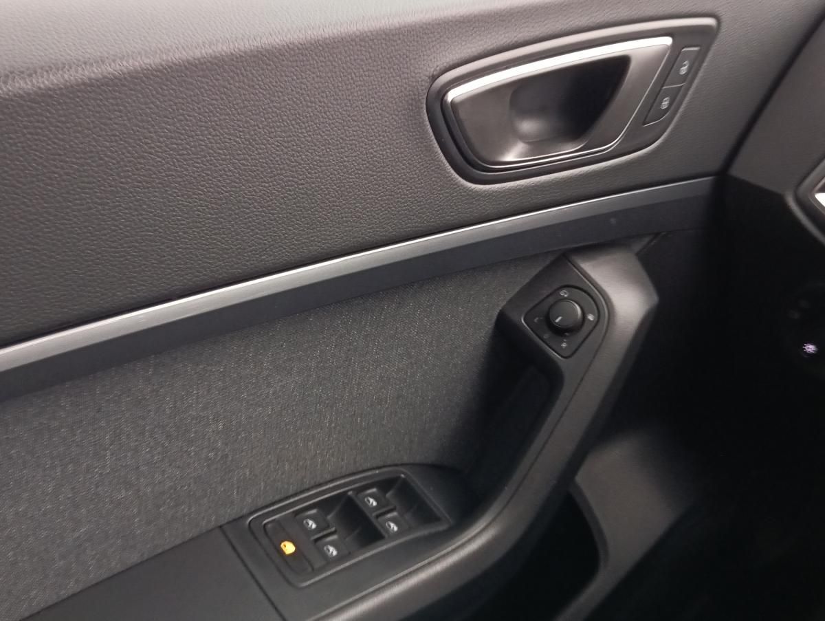seat-ateca-2023-gasolina-999cc