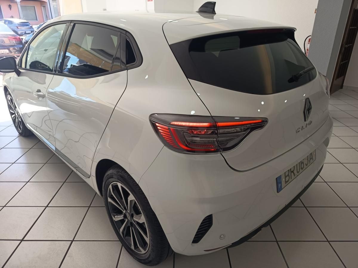 renault-clio-2025-gpl-999cc