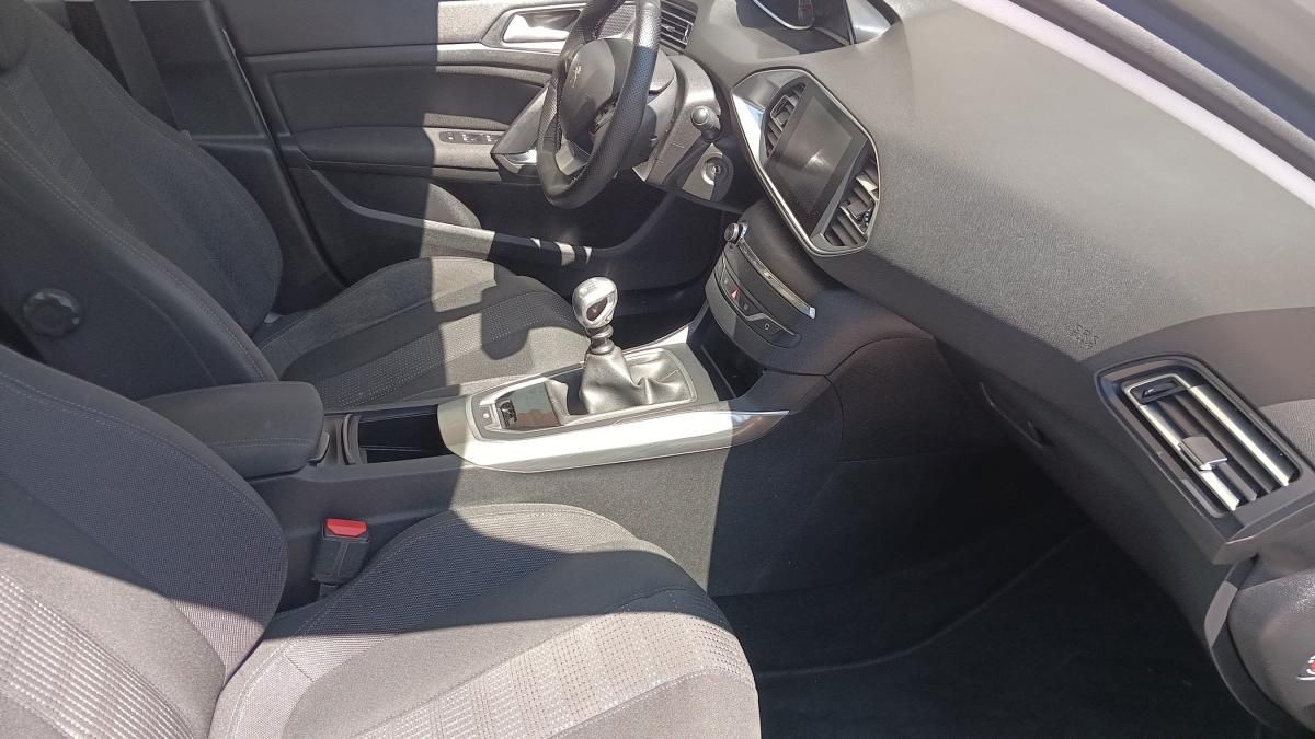 peugeot-308-2016-diesel-1560cc