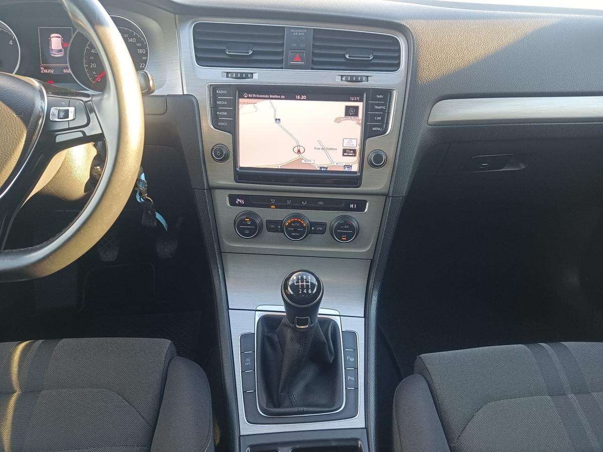 volkswagen-golf-2014-diesel-1598cc