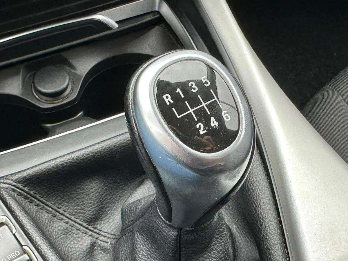 bmw-serie-1-2018-diesel-1496cc