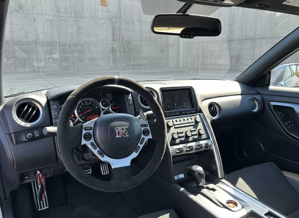 nissan-gt-r-2010-gasolina-3800cc