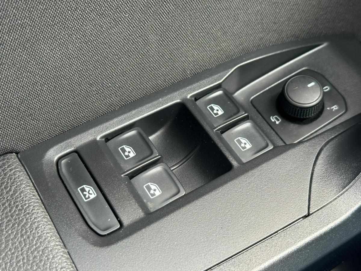 seat-ibiza-2018-gasolina-999cc