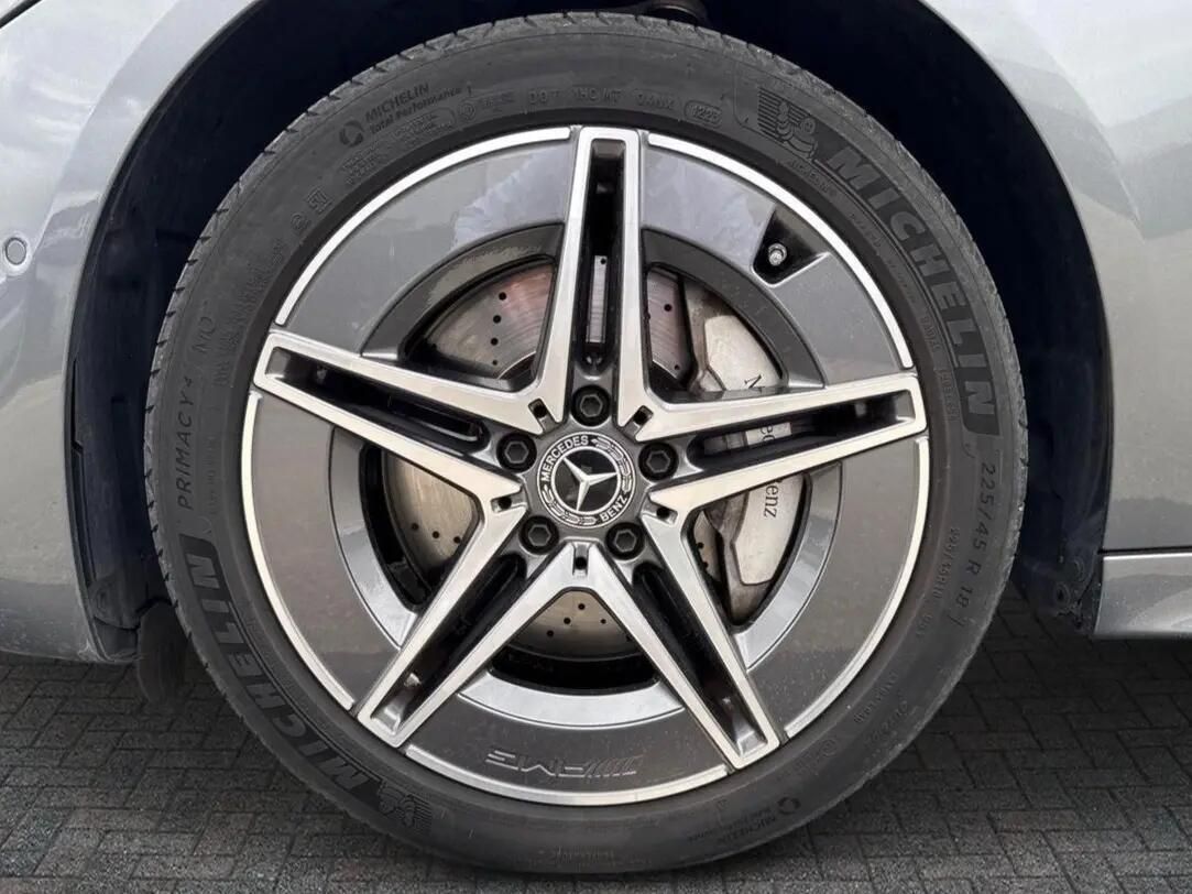 mercedes-benz-classe-c-2023-hibrido-a-gasolina-1999cc