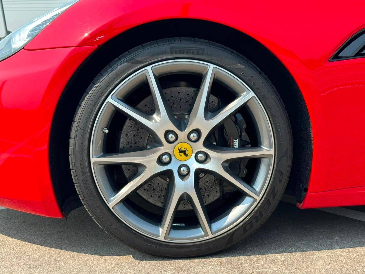 ferrari-california-2010-gasolina-4297cc