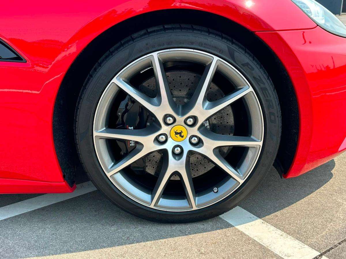 ferrari-california-2010-gasolina-4297cc