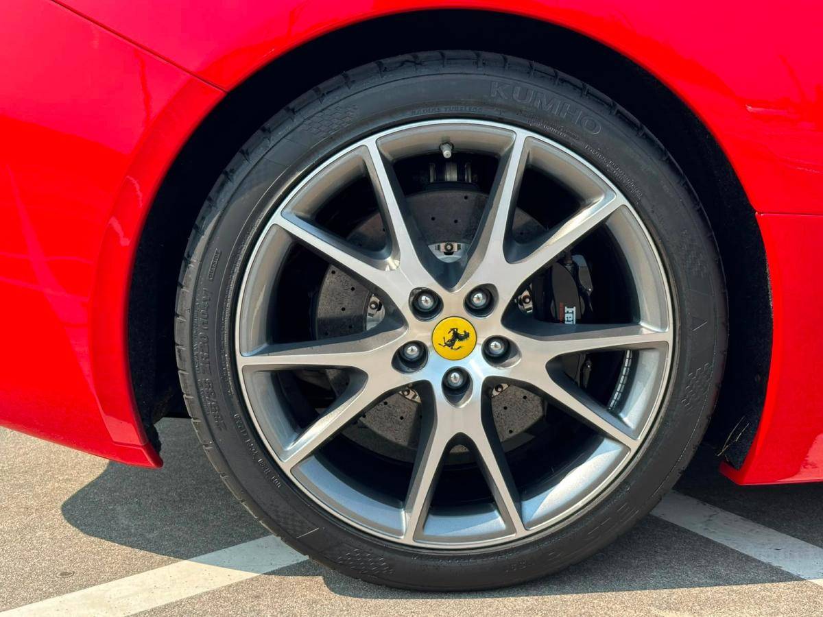 ferrari-california-2010-gasolina-4297cc