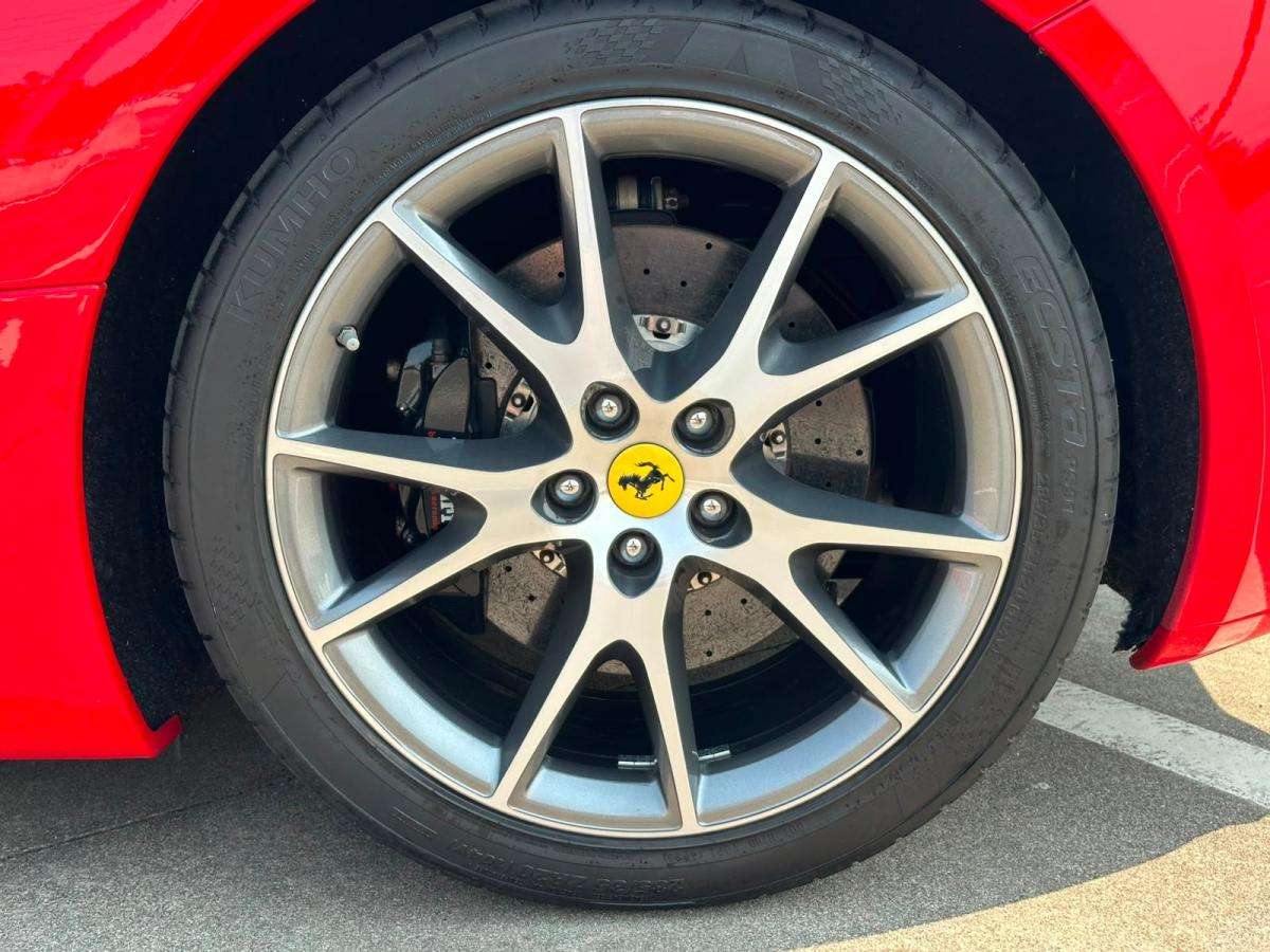 ferrari-california-2010-gasolina-4297cc