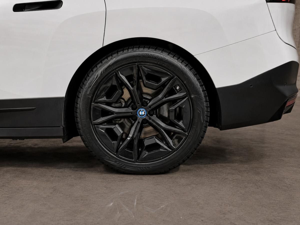bmw-ix-2022-eletrico-500cc