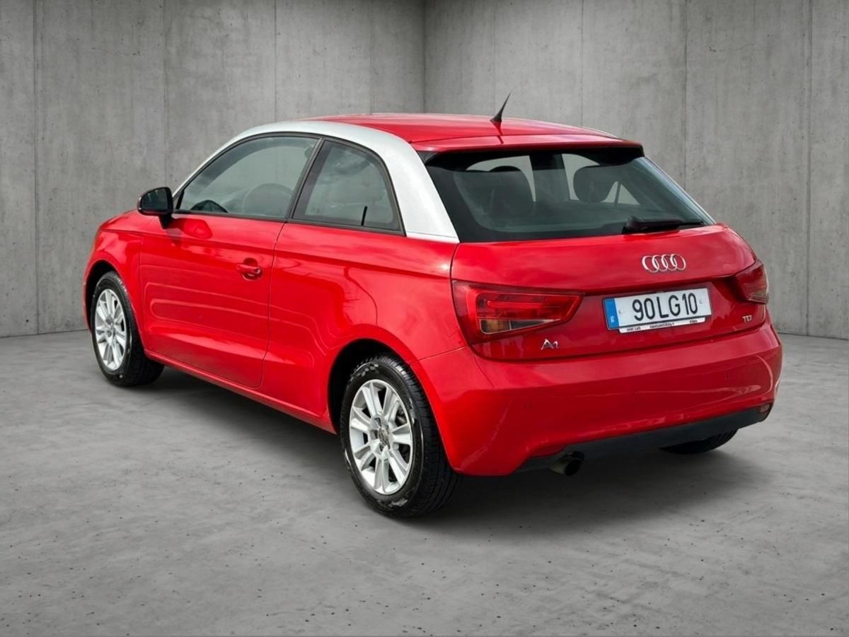 audi-a1-2011-diesel-1598cc