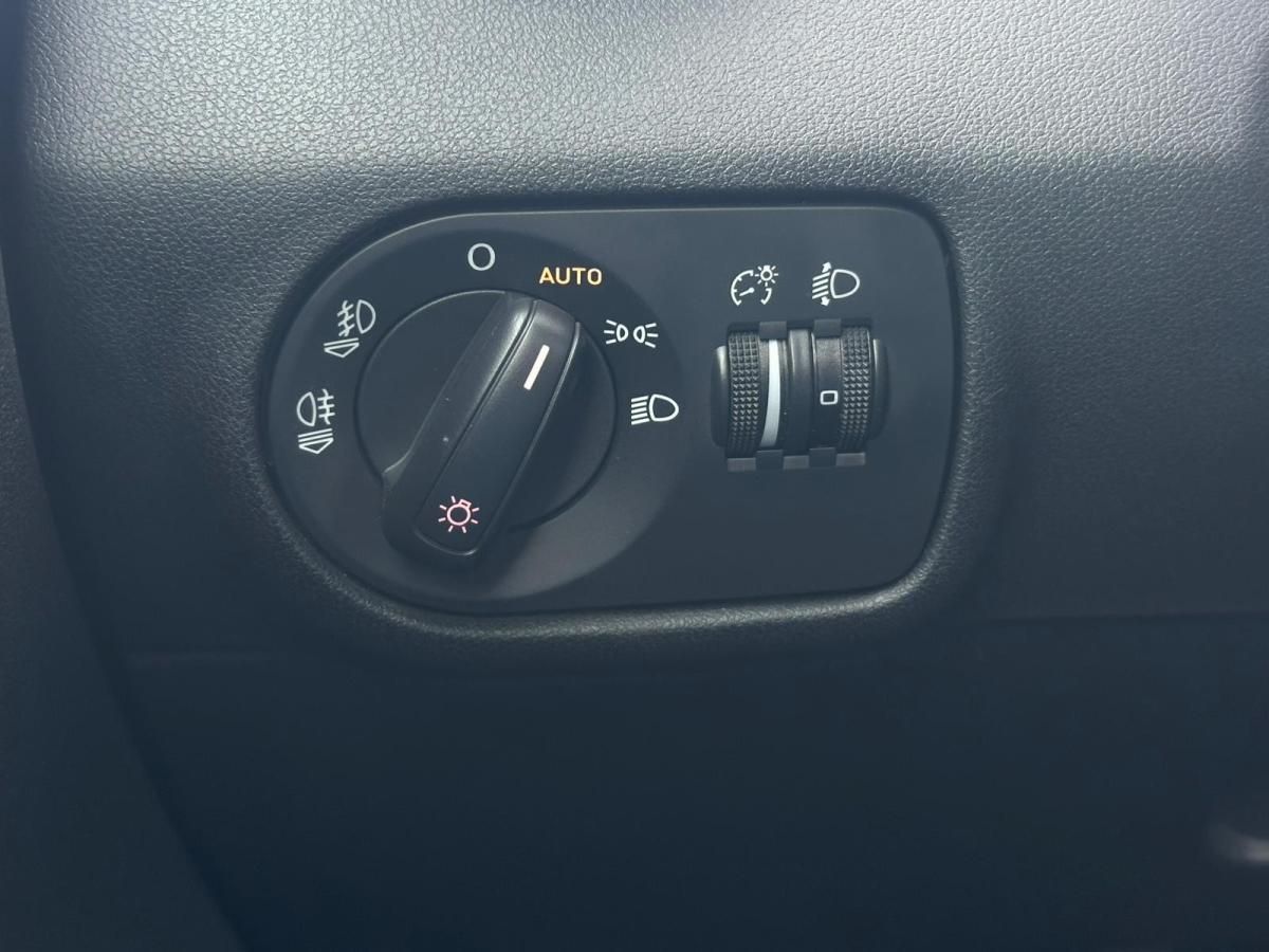 audi-a1-2011-diesel-1598cc