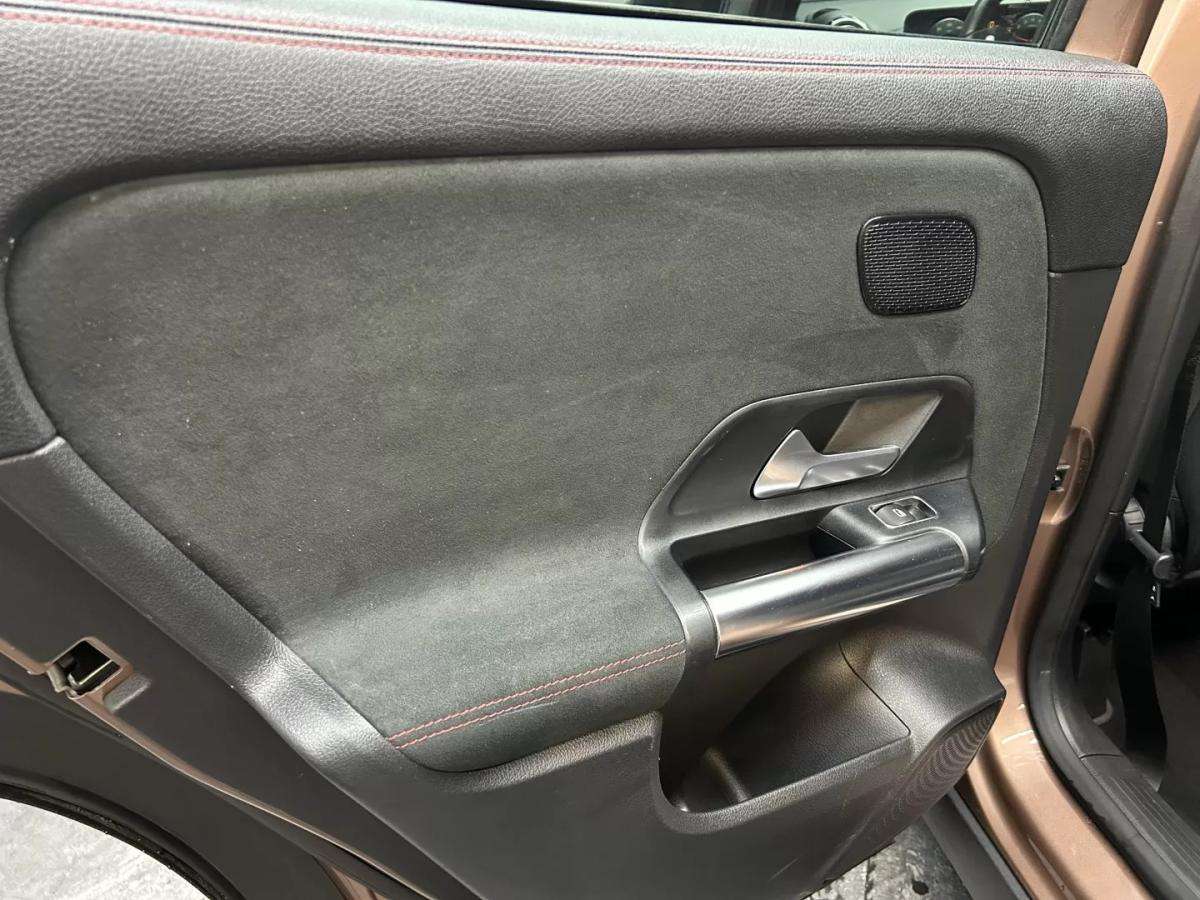 mercedes-benz-gla-2022-hibrido-a-gasolina-1332cc