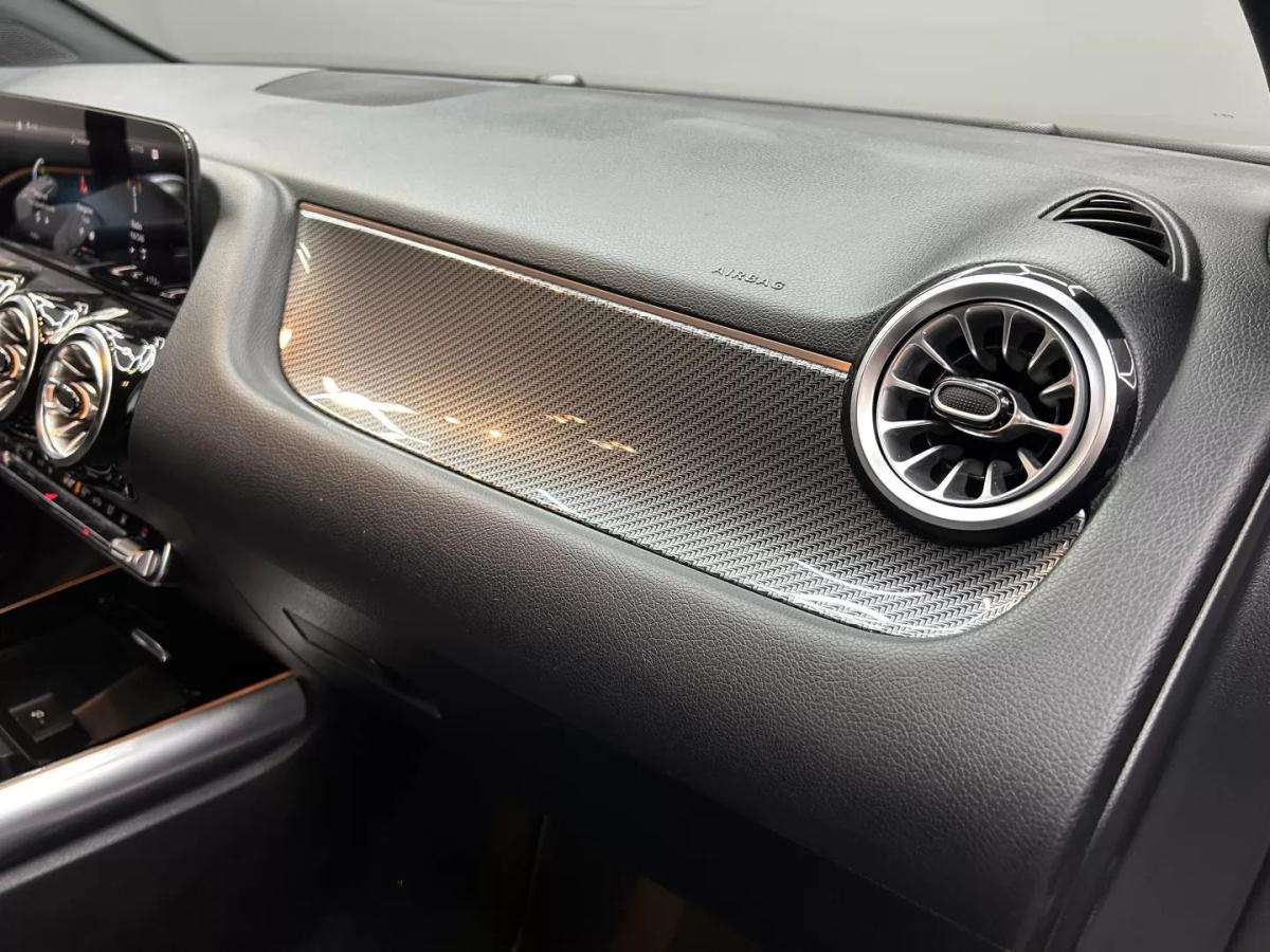 mercedes-benz-gla-2022-hibrido-a-gasolina-1332cc