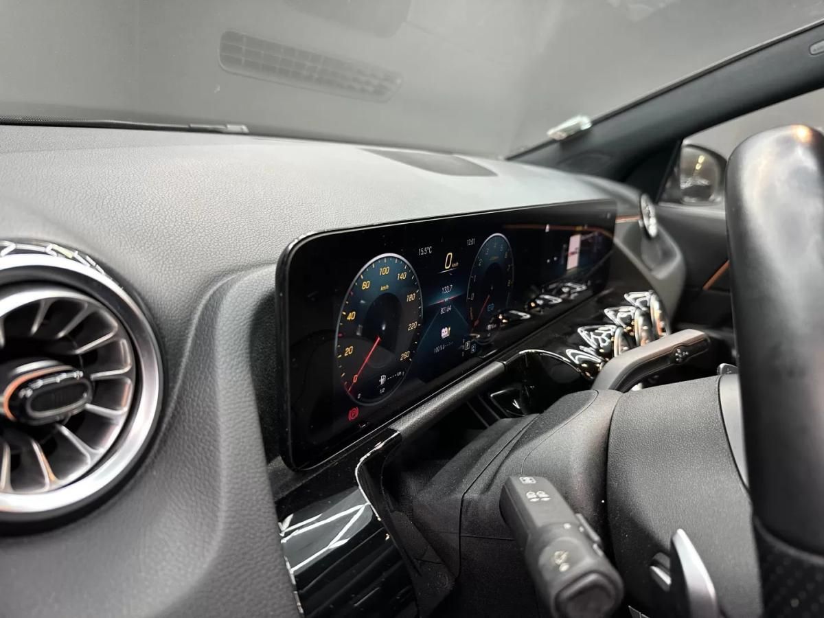 mercedes-benz-gla-2022-hibrido-a-gasolina-1332cc