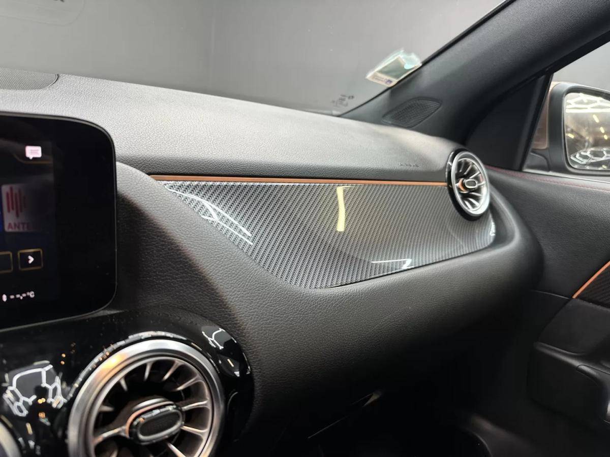 mercedes-benz-gla-2022-hibrido-a-gasolina-1332cc