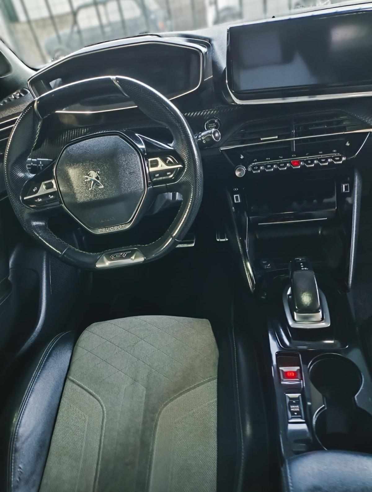 peugeot-e-2008-gt-ev-50kwh-2020-eletrico