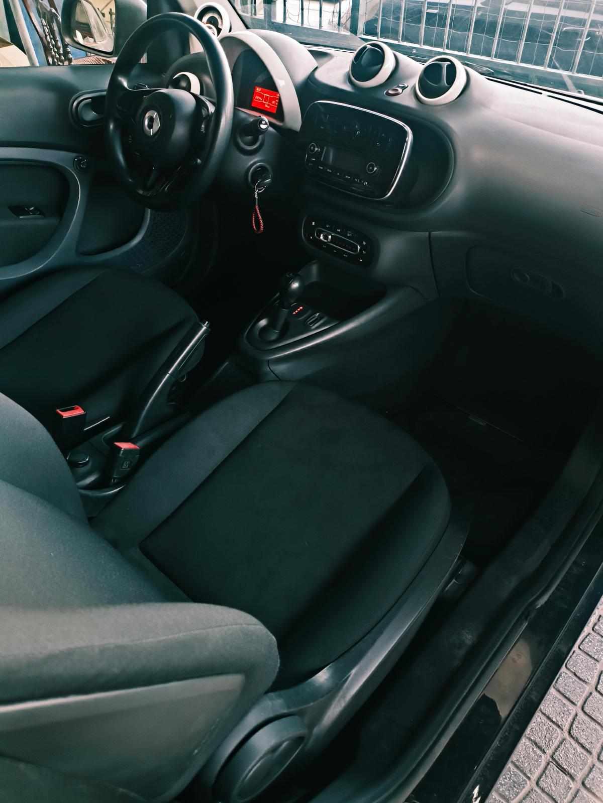 smart-fortwo-17-6-kwh-2020-eletrico