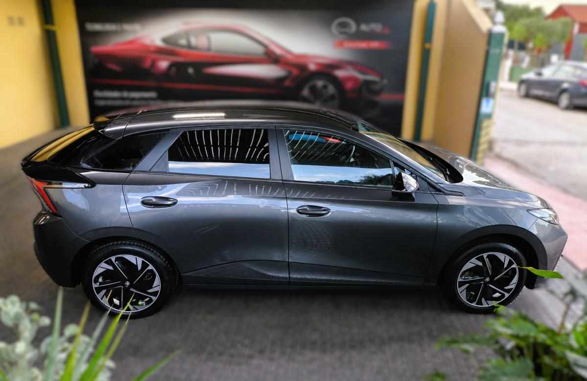 mg-mg4-64-kwh-long-range-2023-eletrico