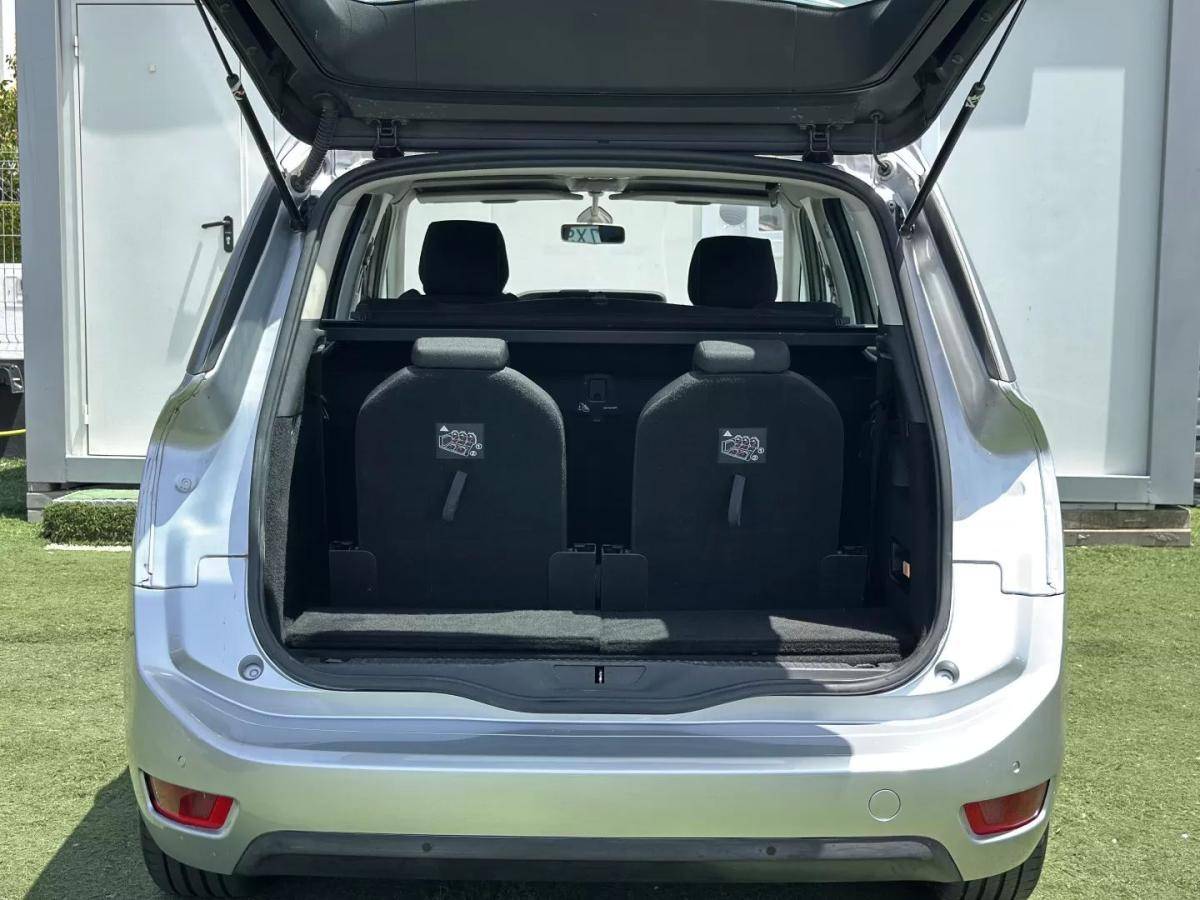 citroen-c4-grand-picasso-2015-diesel-1560cc