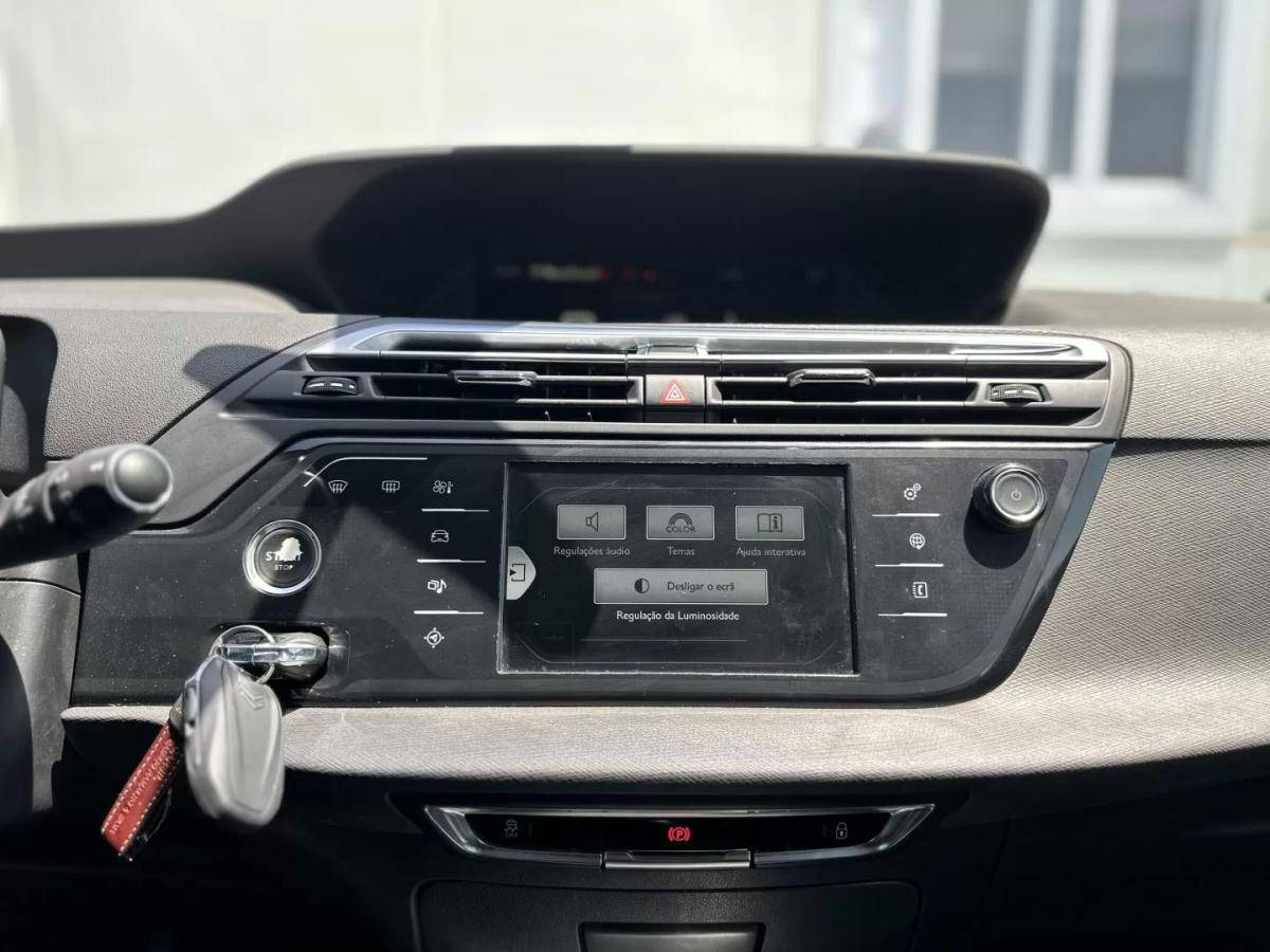 citroen-c4-grand-picasso-2015-diesel-1560cc