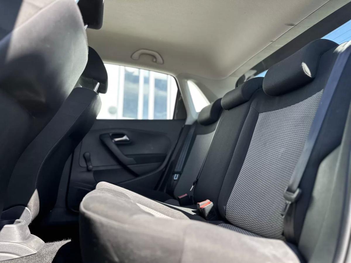 volkswagen-polo-2010-diesel-1199cc