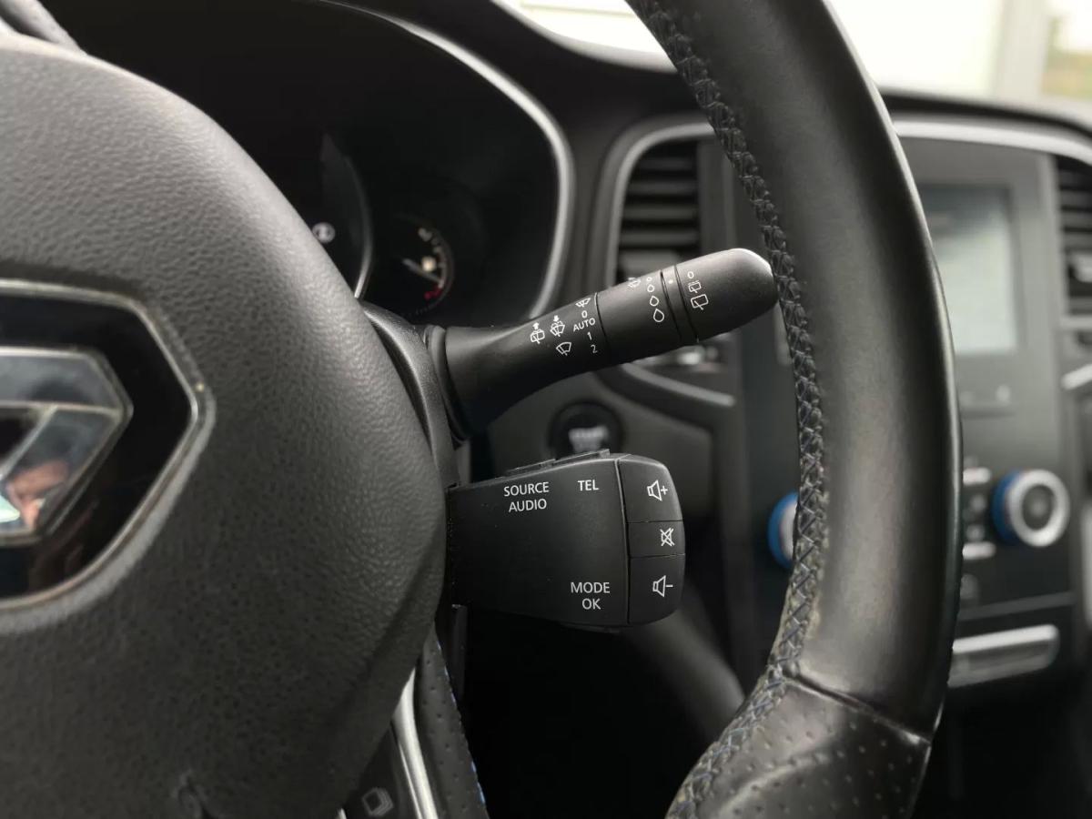 renault-megane-sport-tourer-2016-diesel-1461cc