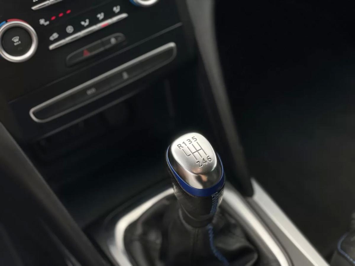 renault-megane-sport-tourer-2016-diesel-1461cc