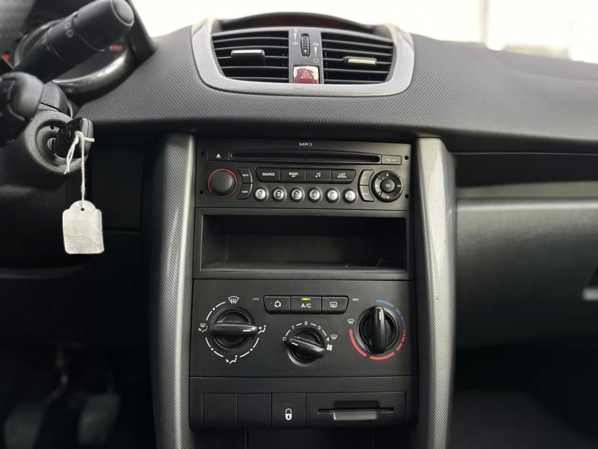 peugeot-207-2007-diesel-1560cc
