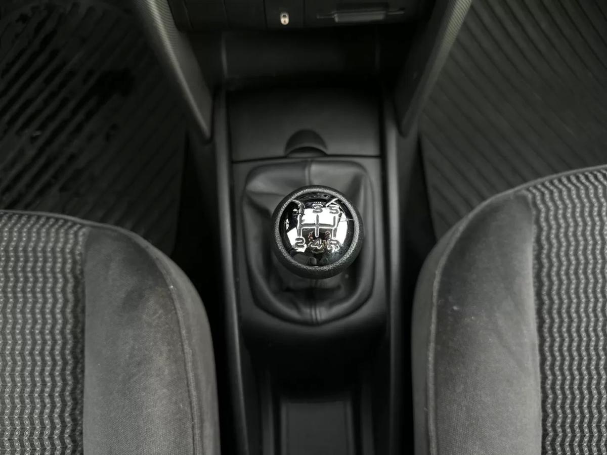 peugeot-207-2007-diesel-1560cc