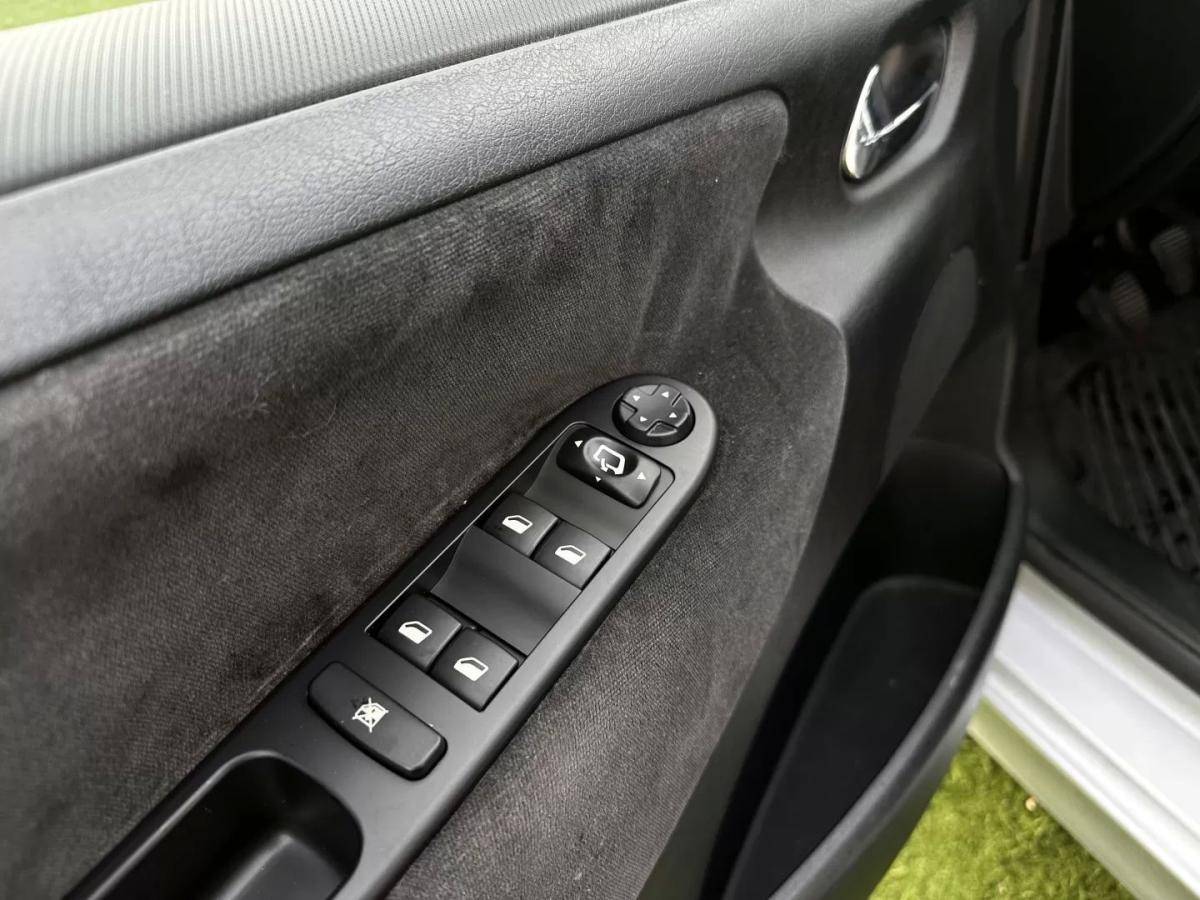 peugeot-207-2007-diesel-1560cc