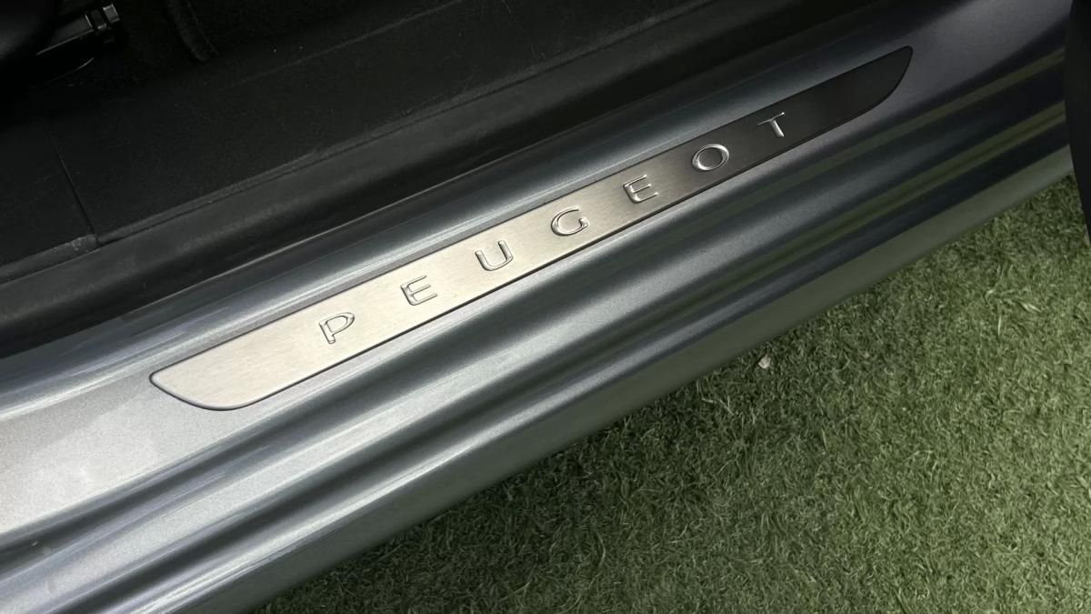 peugeot-208-2019-gasolina-1199cc