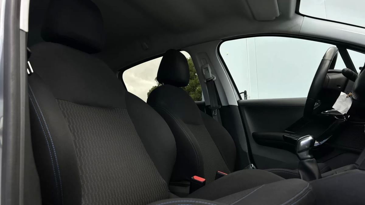 peugeot-208-2019-gasolina-1199cc