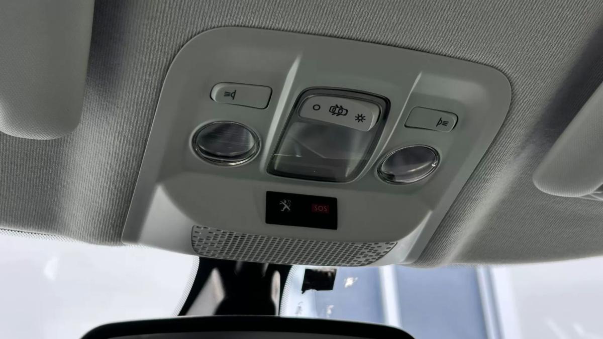 peugeot-208-2019-gasolina-1199cc