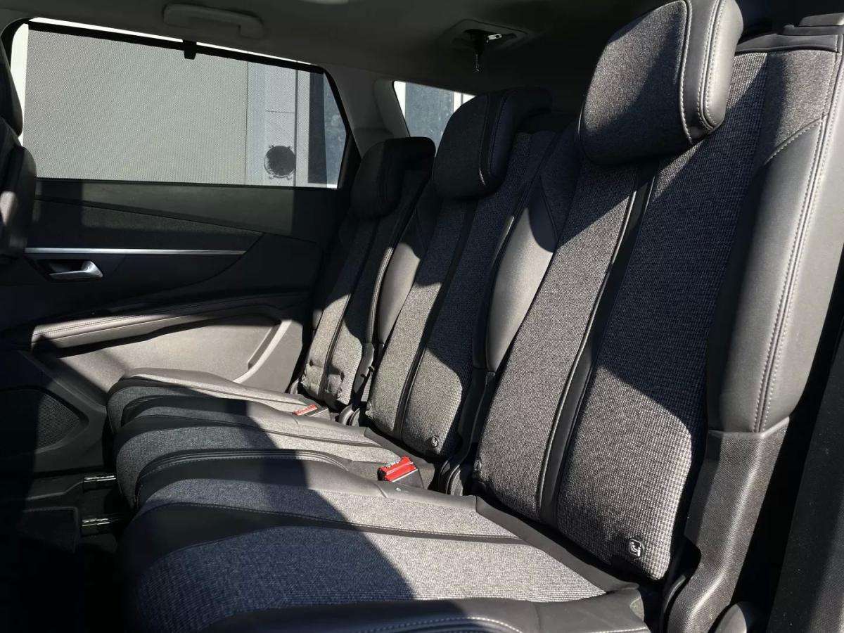 peugeot-5008-2019-diesel-1499cc