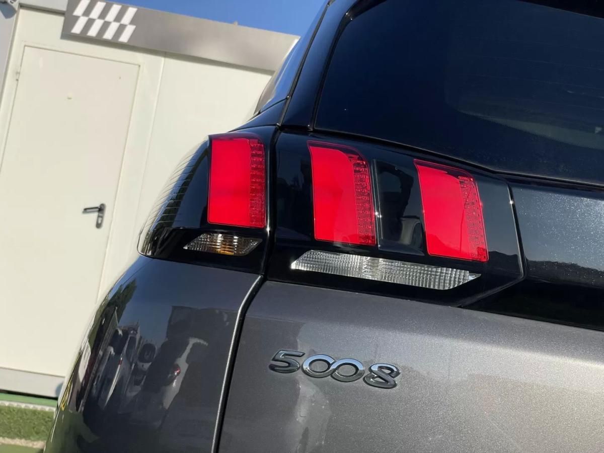 peugeot-5008-2019-diesel-1499cc