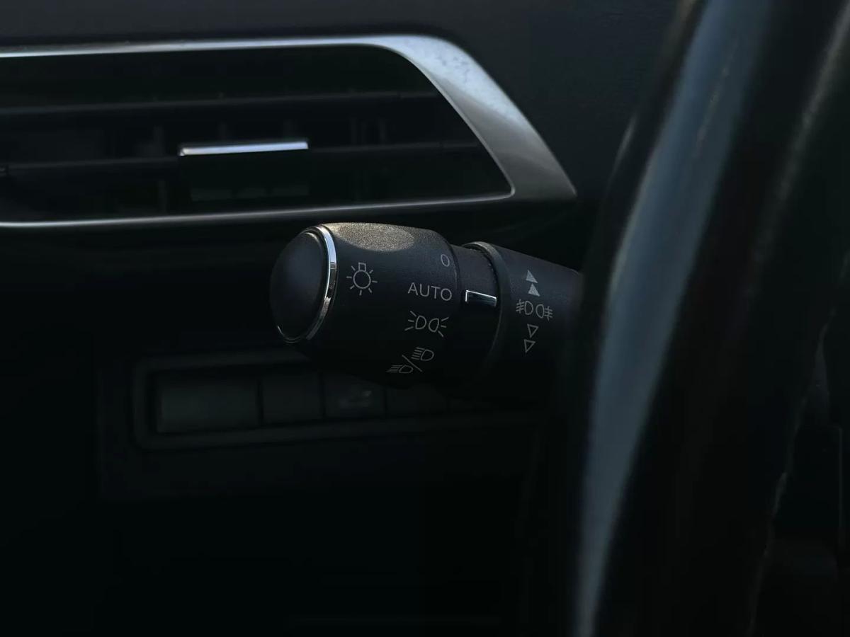 peugeot-5008-2019-diesel-1499cc