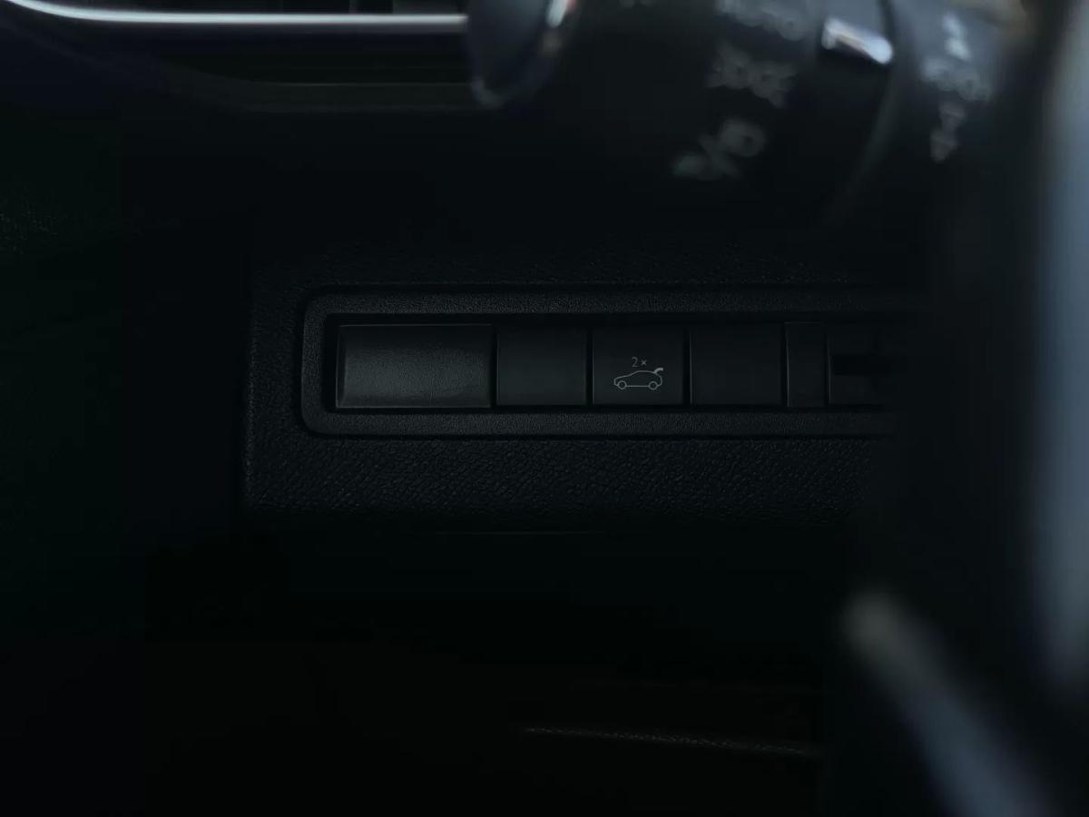 peugeot-5008-2019-diesel-1499cc