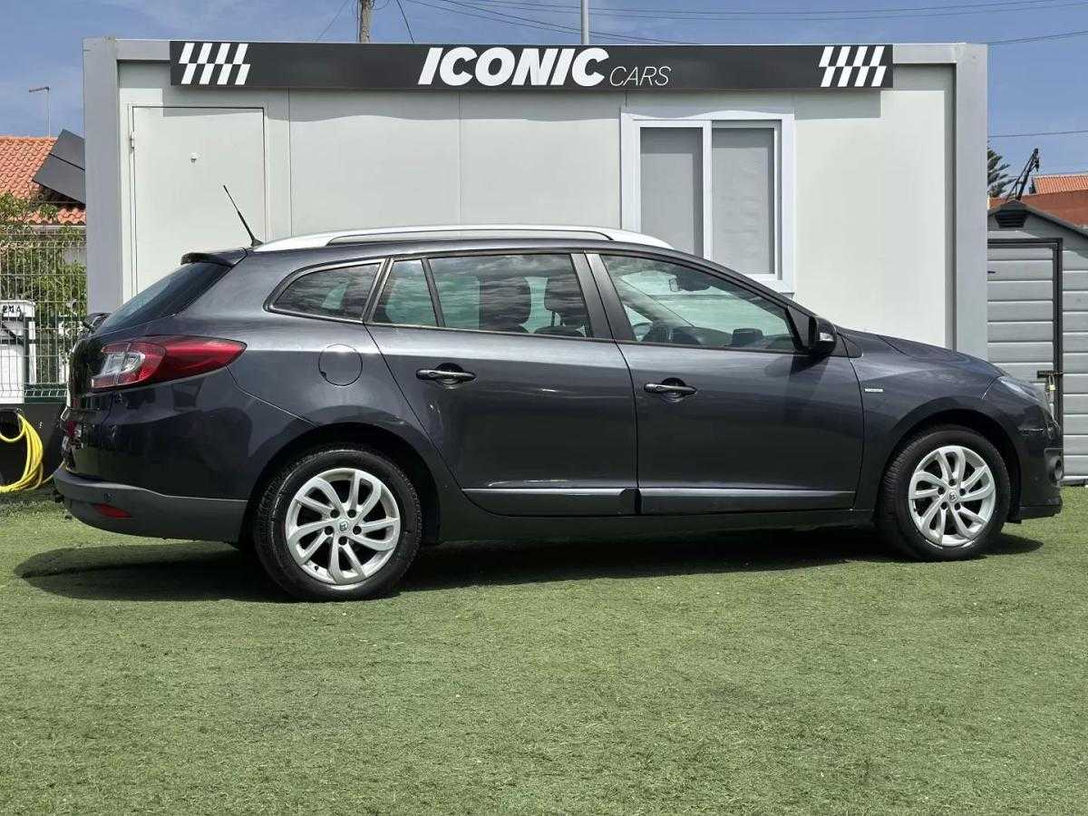 renault-megane-sport-tourer-2015-diesel-1461cc