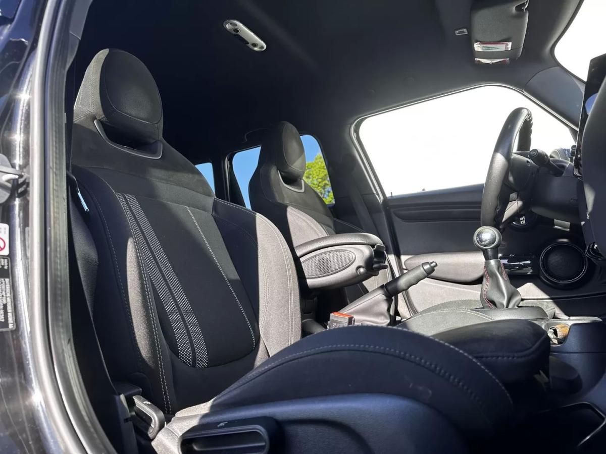 mini-cooper-d-2019-diesel-1496cc