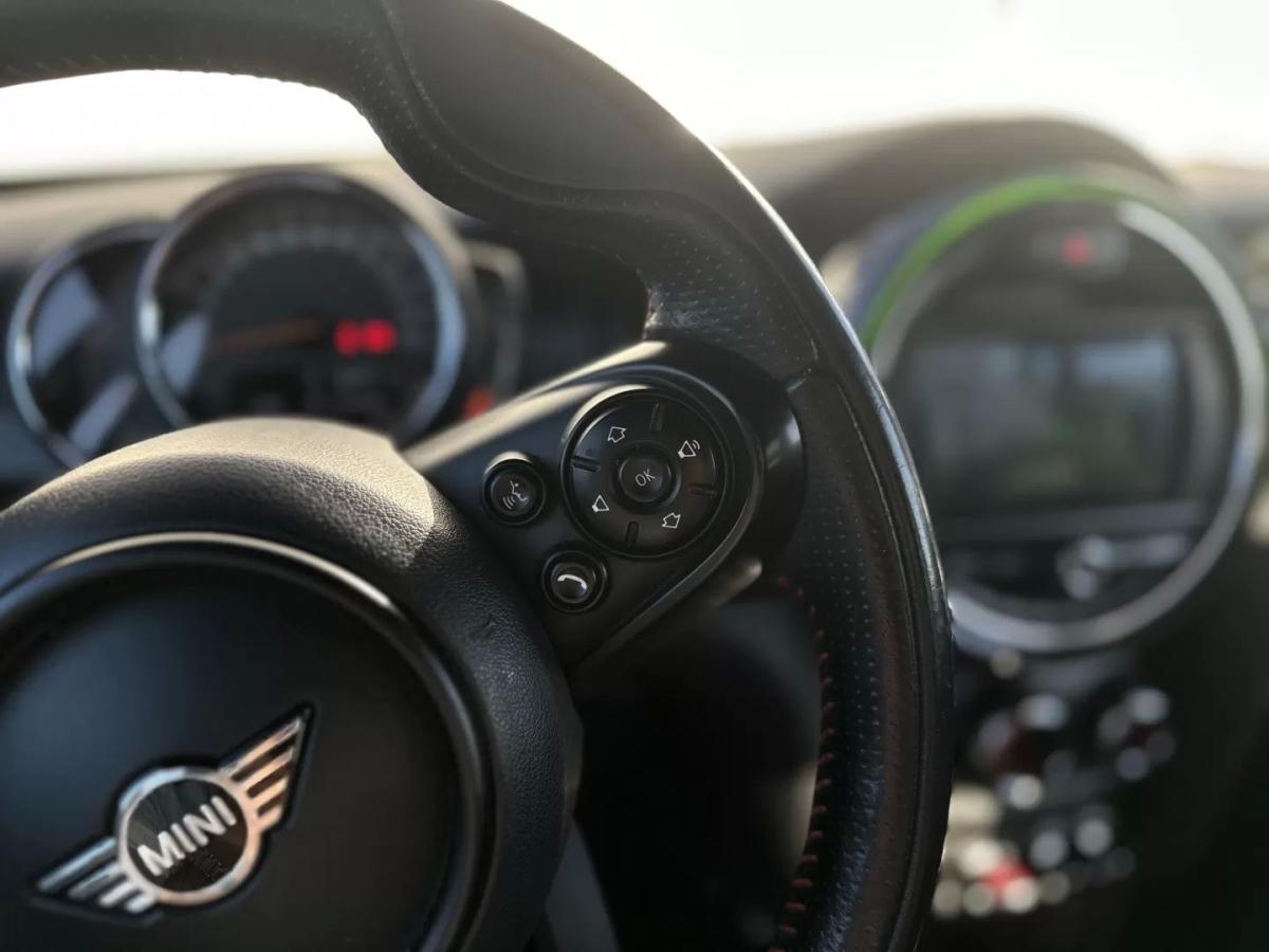 mini-cooper-d-2019-diesel-1496cc