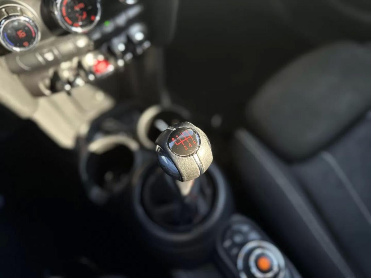 mini-cooper-d-2019-diesel-1496cc