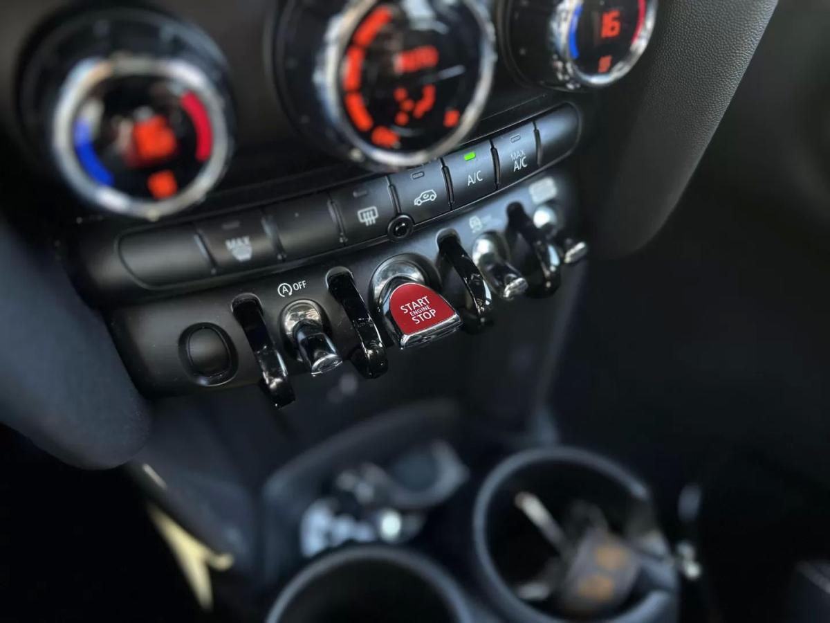 mini-cooper-d-2019-diesel-1496cc