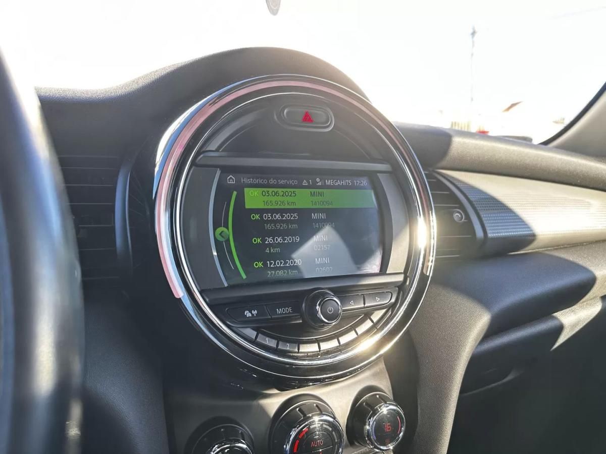 mini-cooper-d-2019-diesel-1496cc