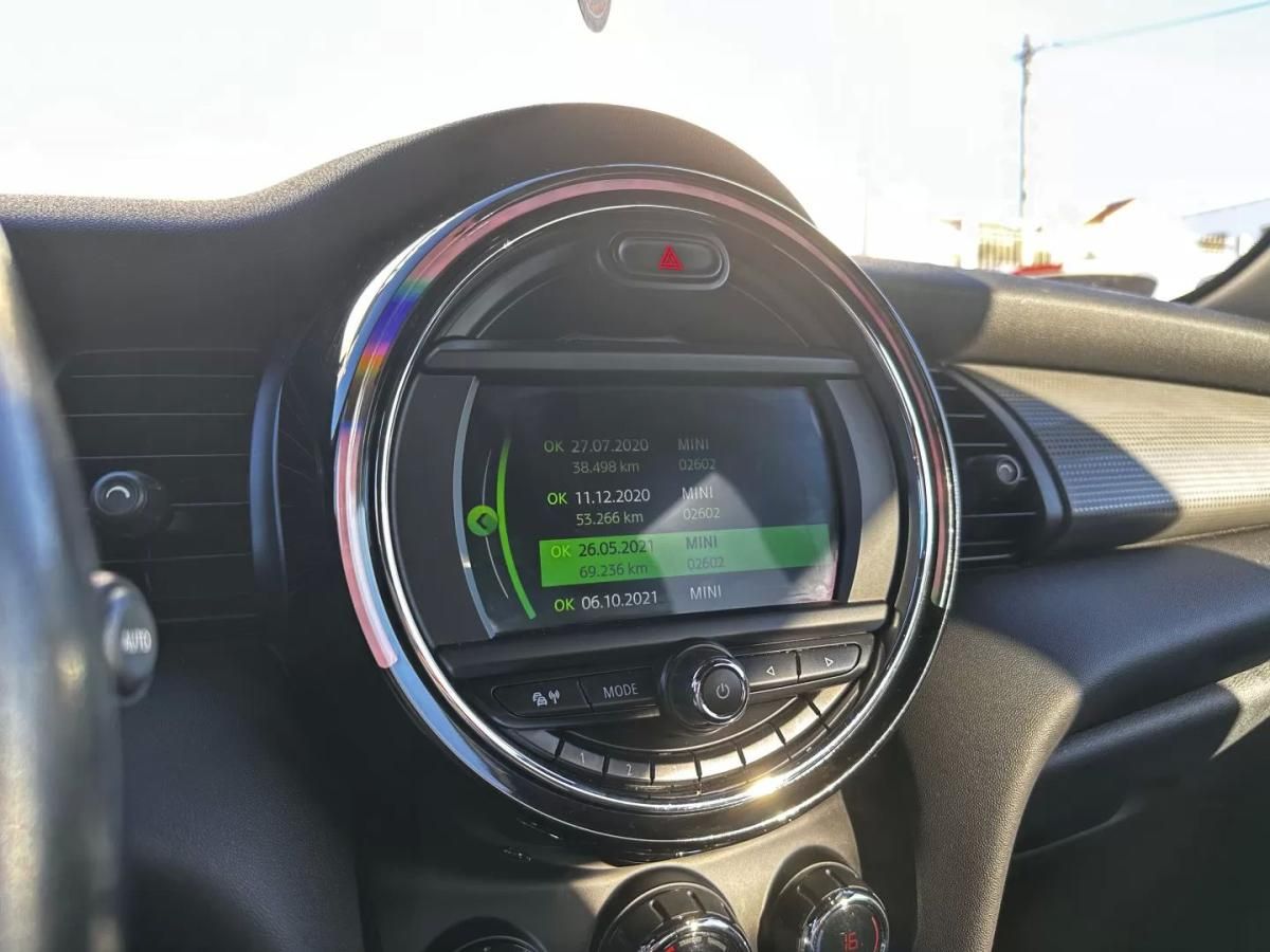 mini-cooper-d-2019-diesel-1496cc