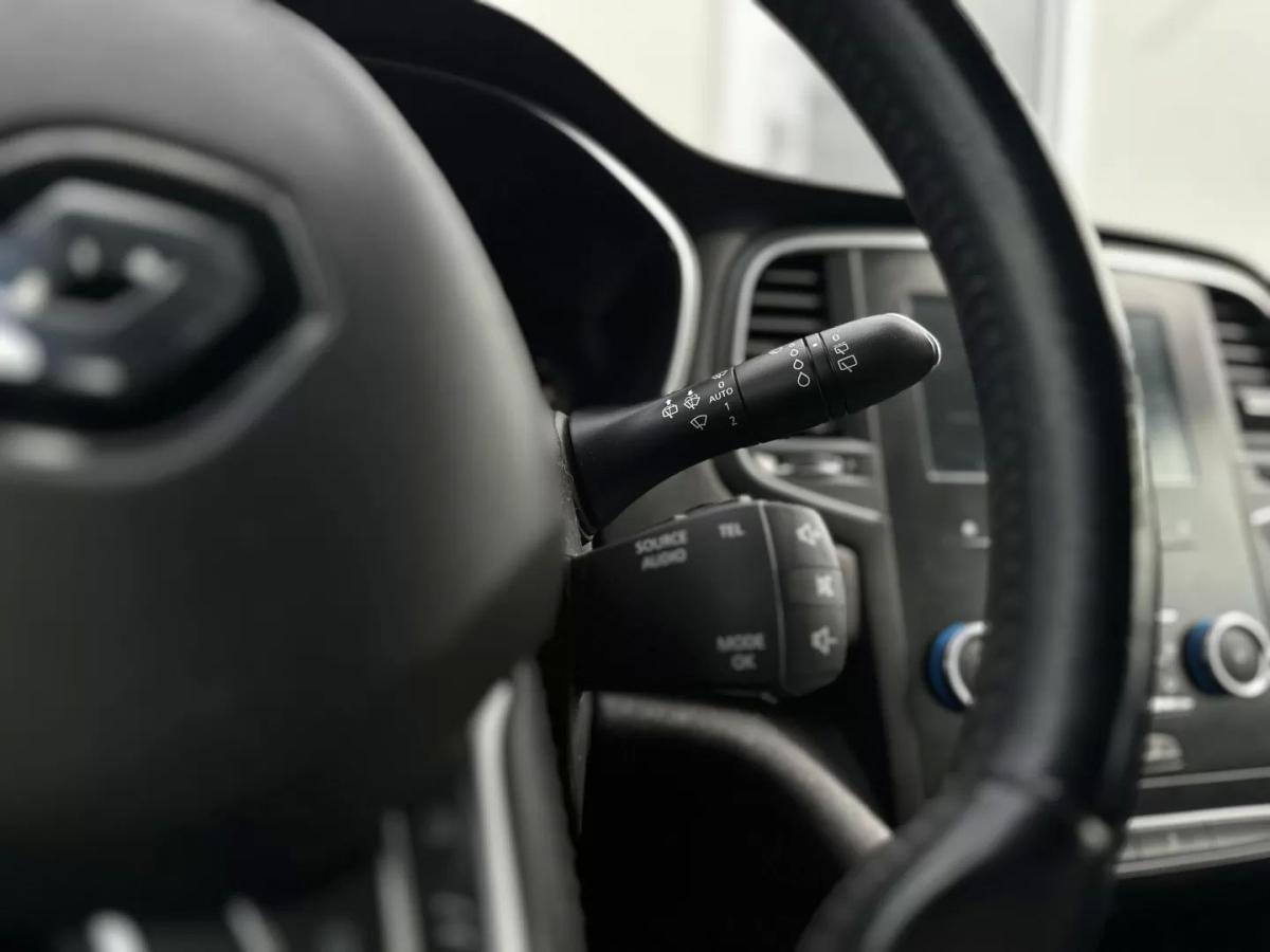 renault-megane-sport-tourer-2017-diesel-1461cc