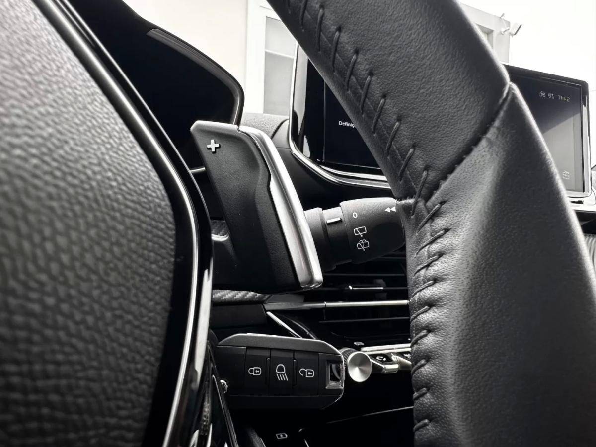 peugeot-2008-2024-gasolina-1199cc