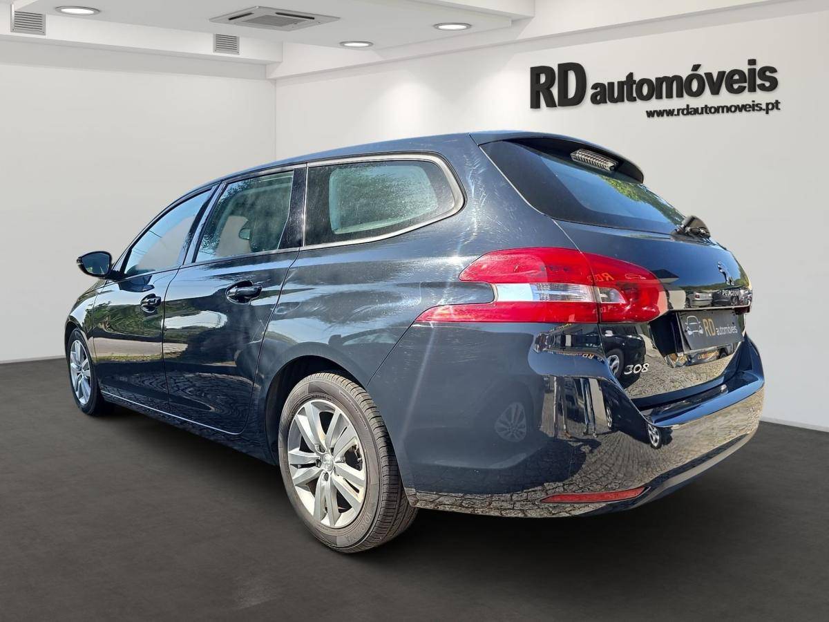 peugeot-308-sw-2020-diesel-1499cc