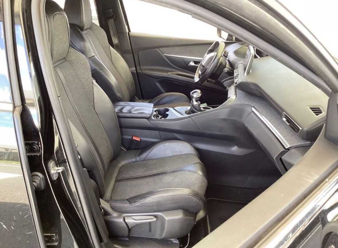peugeot-5008-2017-diesel-1598cc