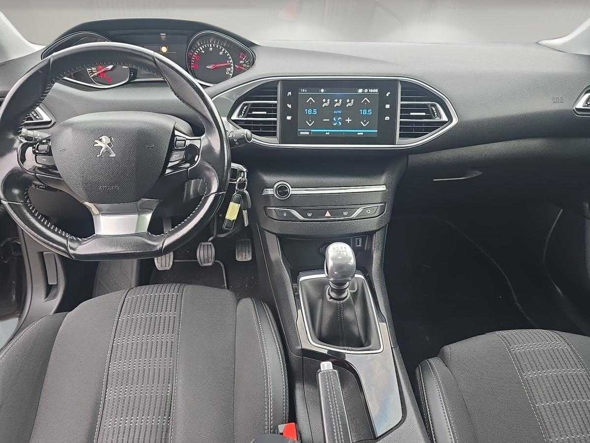 peugeot-308-sw-2018-diesel-1499cc
